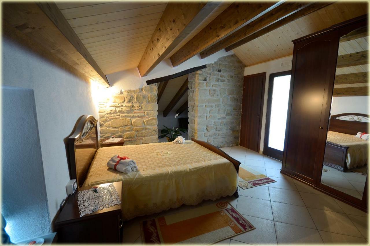 Il Palazzo Del Barone - Stanza Dei Maiorana Hotel Pietrapertosa Buitenkant foto